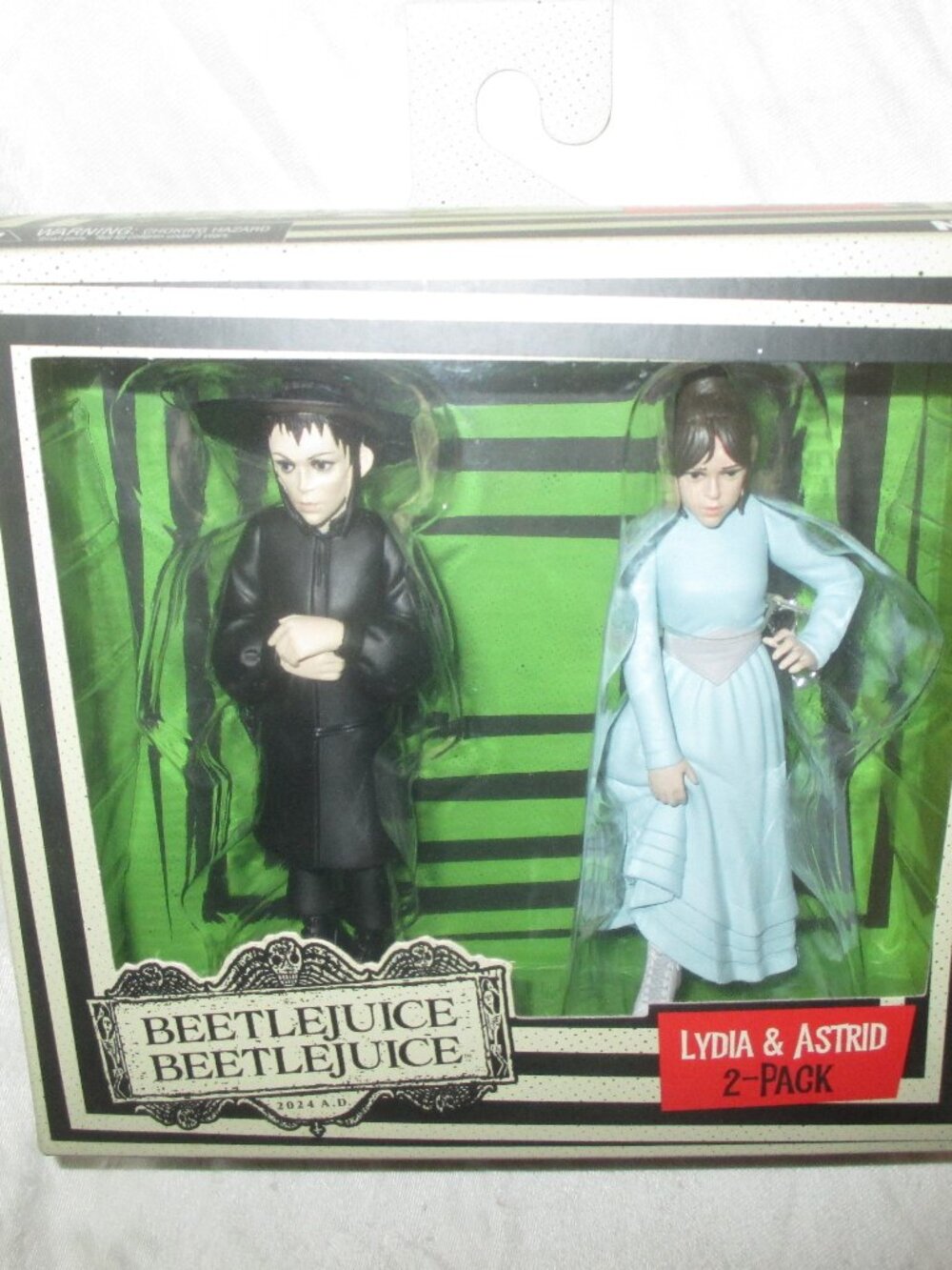NECA Toony Terrors Beetlejuice Beetlejuice Lydia & Astrid 2-Pack Boxed